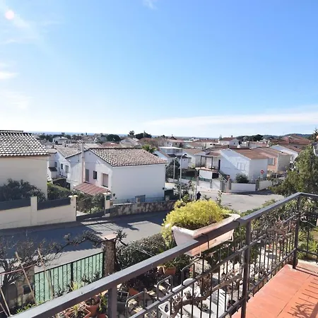Apartment Homehoidaysrentals Millet Pineda de Mar